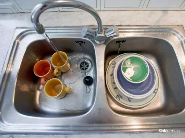 How-to-Wash-Dishes-in-a-Double-Sink